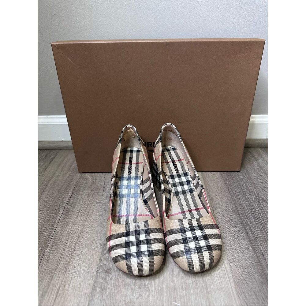 Burberry Joy Vintage Check Block Heel Round Toe Pumps Beige Size 38 $750 - Picture 8 of 16